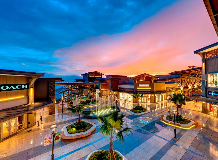 Genting Premium Outlets Khu mua sắm Genting Premium Outlets nổi tiếng tại Cao nguyên Genting